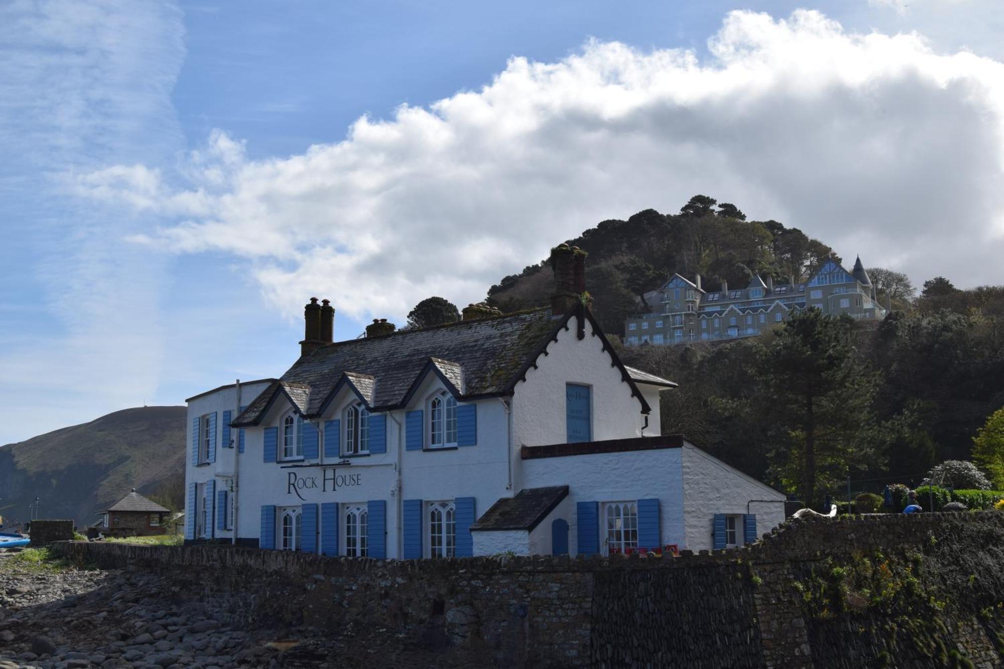Rock House 4*