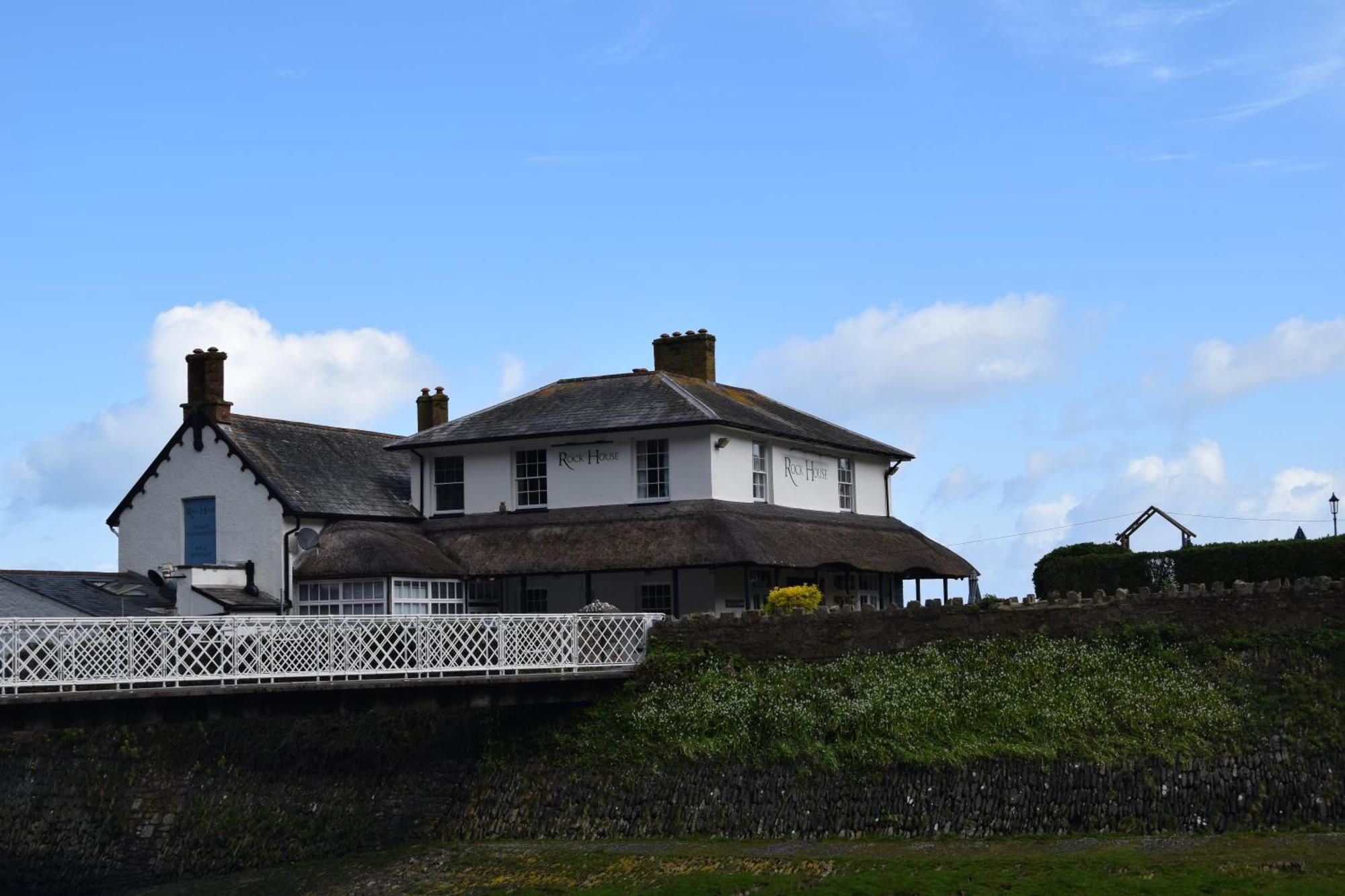 Guest house Rock House 4*